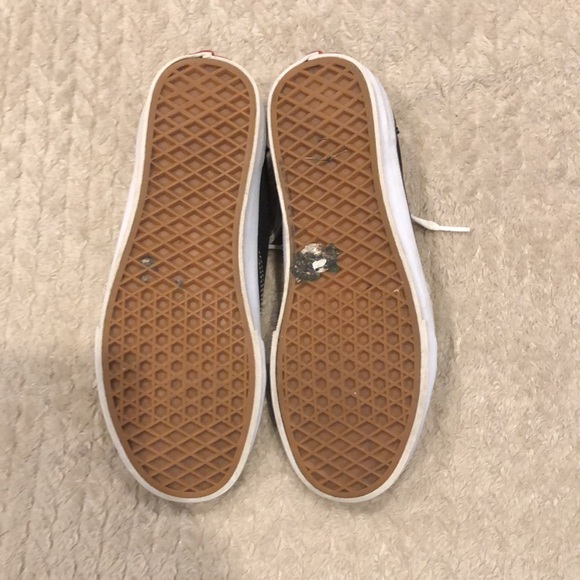 Vans - Picture 2 of 5